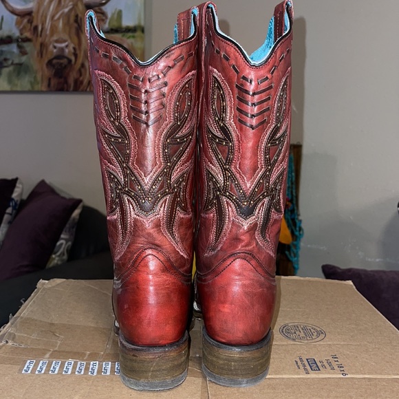 Corral wine color - Picture 3 of 5